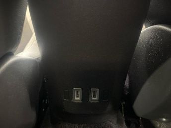 Vauxhall MOKKA 100kW Design 50kWh 5dr Auto