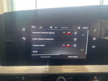 Vauxhall MOKKA 100kW Design 50kWh 5dr Auto