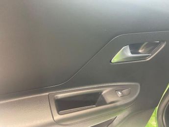 Vauxhall MOKKA 100kW Design 50kWh 5dr Auto