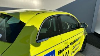 Fiat 500e 42kWh La Prima Hatchback 3dr Electric Auto (118 ps)