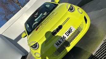 Fiat 500e 42kWh La Prima Hatchback 3dr Electric Auto (118 ps)