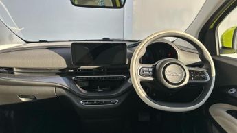 Fiat 500e 42kWh La Prima Hatchback 3dr Electric Auto (118 ps)
