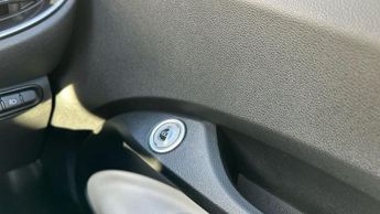 Fiat 500e 42kWh La Prima Hatchback 3dr Electric Auto (118 ps)
