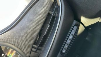 Fiat 500e 42kWh La Prima Hatchback 3dr Electric Auto (118 ps)