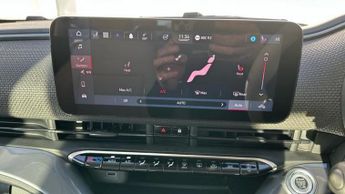 Fiat 500e 42kWh La Prima Hatchback 3dr Electric Auto (118 ps)