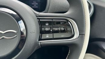 Fiat 500e 42kWh La Prima Hatchback 3dr Electric Auto (118 ps)
