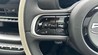 Fiat 500e 42kWh La Prima Hatchback 3dr Electric Auto (118 ps)