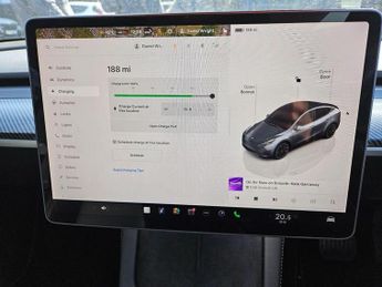 TESLA Model Y Auto RWD 5dr