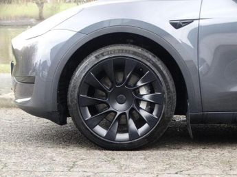 TESLA Model Y Auto RWD 5dr