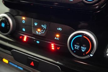 Ford Transit Custom 2.0 300 EcoBlue Limited Crew Van Double Cab 5dr Diesel Auto L1 H