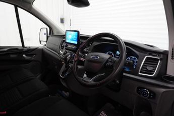 Ford Transit Custom 2.0 300 EcoBlue Limited Crew Van Double Cab 5dr Diesel Auto L1 H