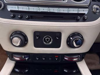 Rolls-Royce Dawn 6.6 V12 Auto Euro 6 2dr