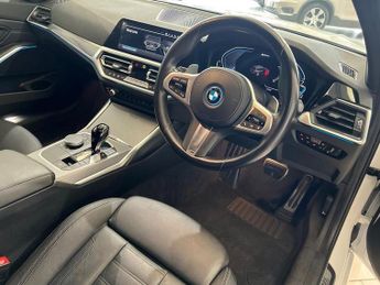 BMW 3 SERIES 330e M Sport 5dr Step Auto