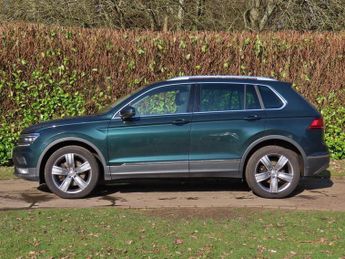 Volkswagen Tiguan 2.0 TSI BlueMotion Tech SEL SUV 5dr Petrol DSG 4Motion Euro 6 (s