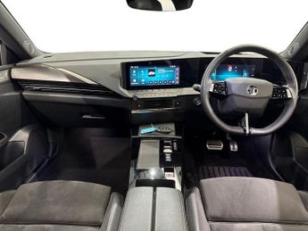 VAUXHALL ASTRA 1.5 Turbo D Ultimate 5dr Auto