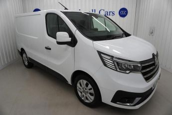 Renault Trafic 2.0 dCi Blue 28 Sport Panel Van 5dr Diesel Manual SWB Euro 6 (s/