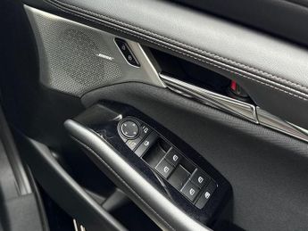 Mazda Mazda3 2.0 e-SkyactivX MHEV [186] Exclusive-Line 5dr Auto