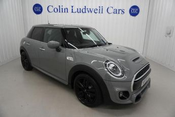 MINI Hatch 2.0 Cooper S Sport Hatchback 5dr Petrol Manual | 1 Previous Owne