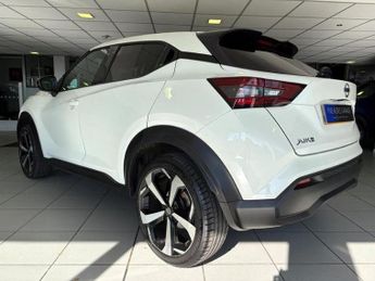 Nissan Juke 1.0 DIG-T Tekna SUV 5dr Petrol DCT Auto