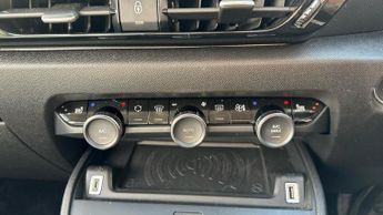 Citroen e-C4 50kWh e-series Hatchback 5dr Electric Auto (7.4kW Charger) (136 