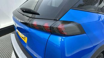 Peugeot E-2008 50kWh GT Premium SUV 5dr Electric Auto (136 ps)