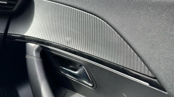 Peugeot E-2008 50kWh GT Premium SUV 5dr Electric Auto (136 ps)
