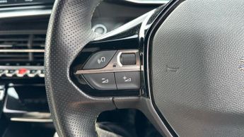 Peugeot E-2008 50kWh GT Premium SUV 5dr Electric Auto (136 ps)
