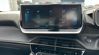 Peugeot E-2008 50kWh GT Premium SUV 5dr Electric Auto (136 ps)