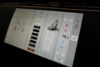 Land Rover Range Rover 3.0 D300 MHEV SE SUV 5dr Diesel Auto 4WD | Full LR Service Histo