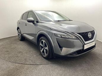 Nissan Qashqai 1.3 DiG-T MH N-Connecta [Glass Roof] 5dr