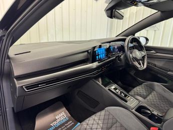 Volkswagen Golf 2.0 TDI R-Line Hatchback 5dr Diesel DSG | 1 Previous Owner | Ful