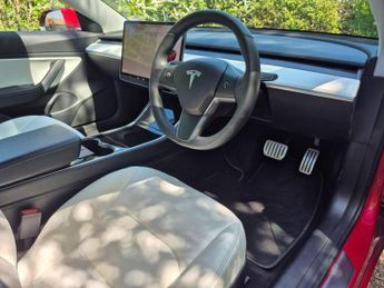 TESLA Model 3 (Dual Motor) Performance Auto 4WDE 4dr (Performance Upgrade)