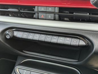 Fiat 600 1.2 MHEV La Prima SUV 5dr Petrol Hybrid e-DCT Euro 6 (s/s) (100 
