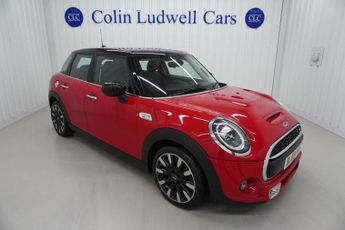 MINI Hatch 2.0 Cooper S Exclusive Hatchback 5dr Petrol Steptronic | Service