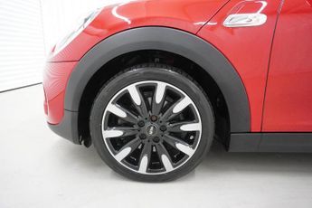 Mini Hatch 2.0 Cooper S Exclusive Hatchback 5dr Petrol Steptronic | Service