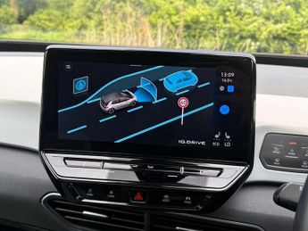 Volkswagen ID.3 Pro 58kWh Family Auto 5dr