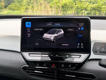 Volkswagen ID.3 Pro 58kWh Family Auto 5dr
