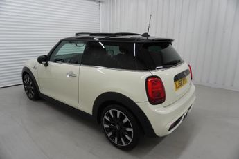 Mini Hatch 2.0 Cooper S Hatchback 3dr Petrol Steptronic | Service History |
