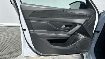 Peugeot E-308 54kWh GT Hatchback 5dr Electric Auto (156 ps)
