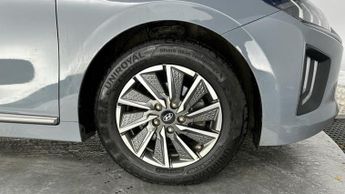 Hyundai IONIQ 38.3kWh Premium Hatchback 5dr Electric Auto (136 ps)