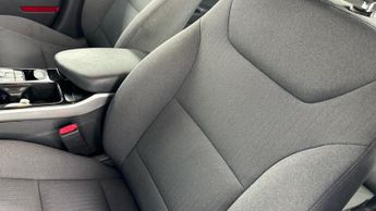 Hyundai IONIQ 38.3kWh Premium Hatchback 5dr Electric Auto (136 ps)