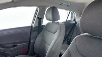 Hyundai IONIQ 38.3kWh Premium Hatchback 5dr Electric Auto (136 ps)