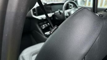 Vauxhall Mokka Electric 50kWh Ultimate SUV 5dr Electric Auto (136 ps)