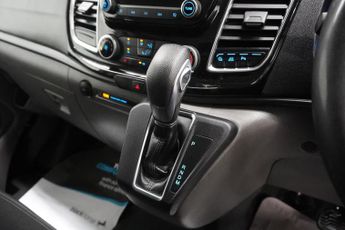 Ford Transit Custom 2.0 300 EcoBlue Limited Panel Van 5dr Diesel Auto L2 H1 Euro 6 |