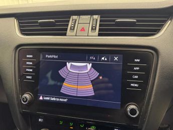 Skoda Octavia 2.0 TDI SE L Estate 5dr Diesel DSG 7Spd Euro 6 (s/s) (150 ps) | 