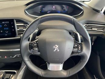 Peugeot 308 1.2 PureTech 130 Allure Premium 5dr EAT8 [Digital]