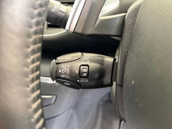 PEUGEOT 308 1.2 PureTech 130 Allure Premium 5dr EAT8 [Digital]