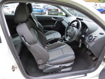 Audi A1 1.4 TFSI Sport Hatchback 3dr Petrol S Tronic Euro 6 (s/s) (125 p