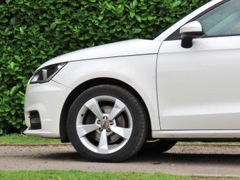 Audi A1 1.4 TFSI Sport Hatchback 3dr Petrol S Tronic Euro 6 (s/s) (125 p
