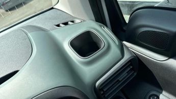 Citroen e-Berlingo 50kWh Flair XTR M MPV 5dr Electric Auto (7.4kW Charger) (136 ps)